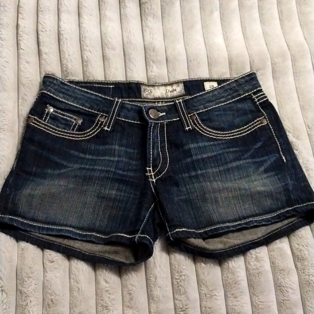 Low rise bke Stella shorts size 28